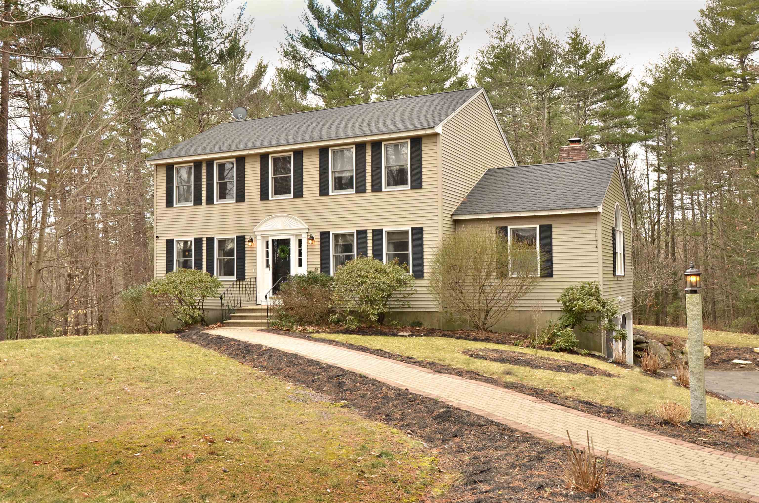 Property Photo:  124 King Road  NH 03110 