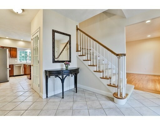 Property Photo:  2 Somerset Drive  MA 01810 