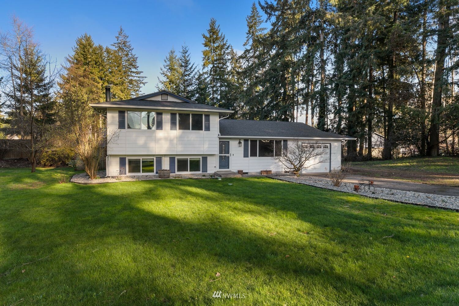 3301 Stanfield Road SE  Lacey WA 98503 photo