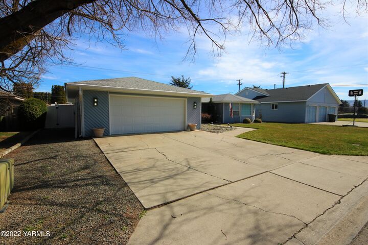 1423 Conrad Ave  Yakima WA 98902 photo