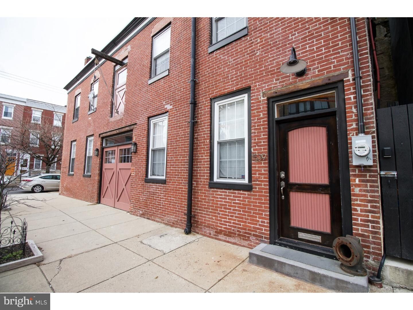 Property Photo:  1539 E Palmer Street  PA 19125 