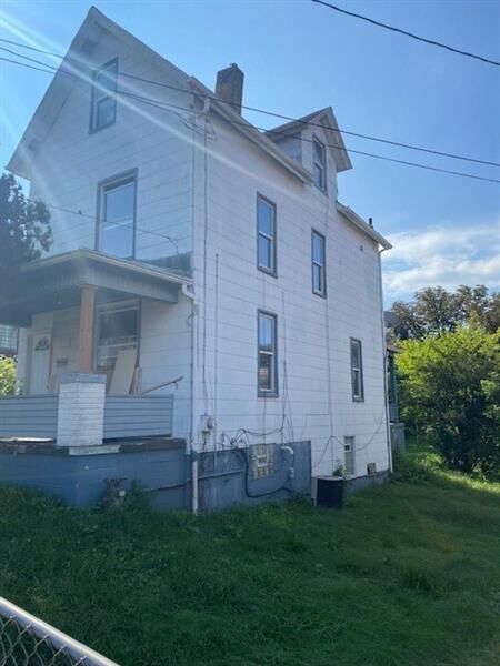 Property Photo: 220 Knox Avenue PA 15062