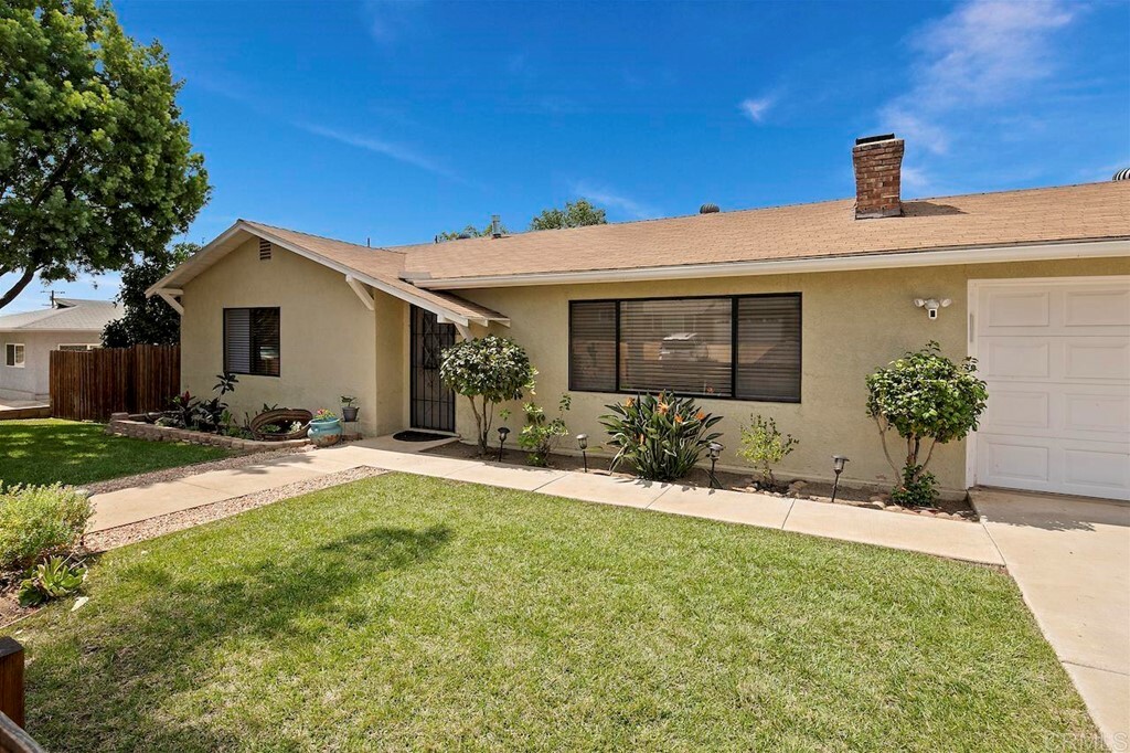 Property Photo:  1456 Arlington Place  CA 92021 