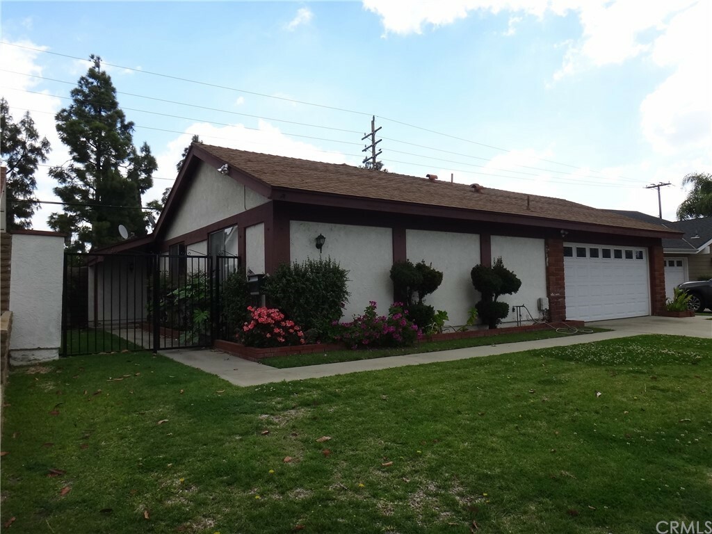 Property Photo:  18118 Antonio Avenue  CA 90703 