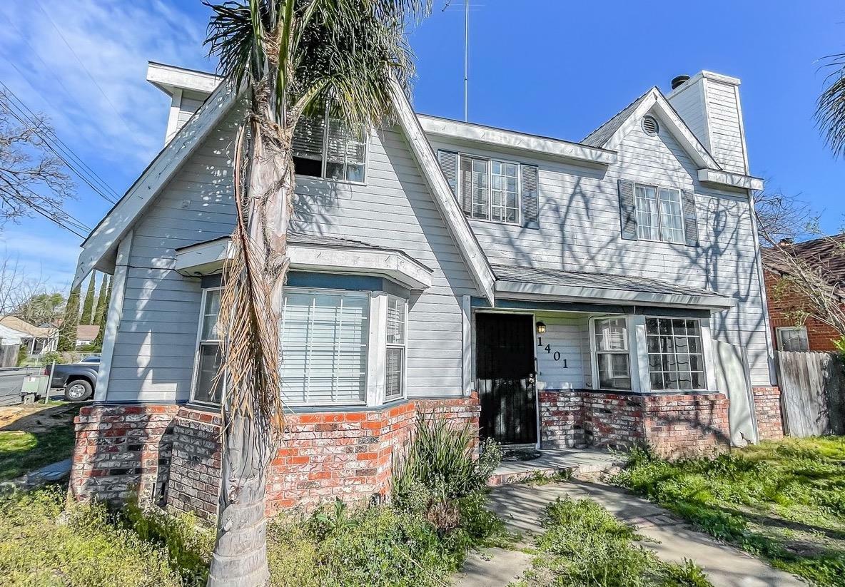 Property Photo:  1401 S Sonoma Avenue  CA 95815 