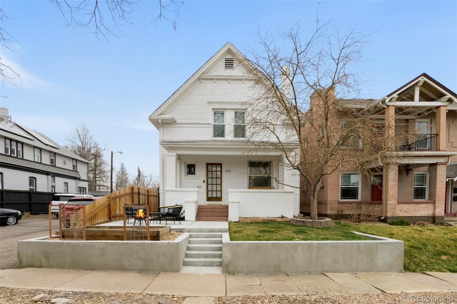 Property Photo:  536 N Logan Street  CO 80203 