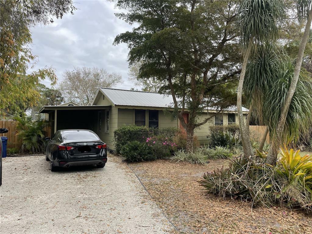 Property Photo:  3939 Iola Drive  FL 34231 