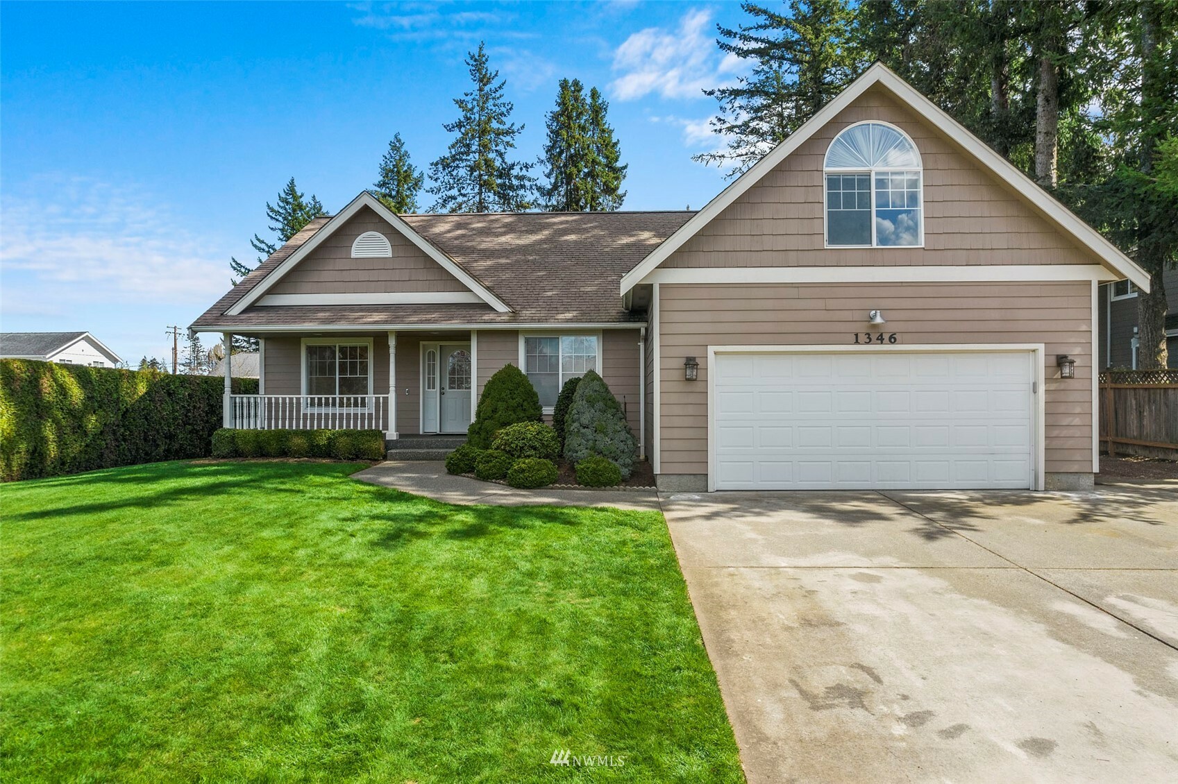 Property Photo:  1346 Pine Street  WA 98264 