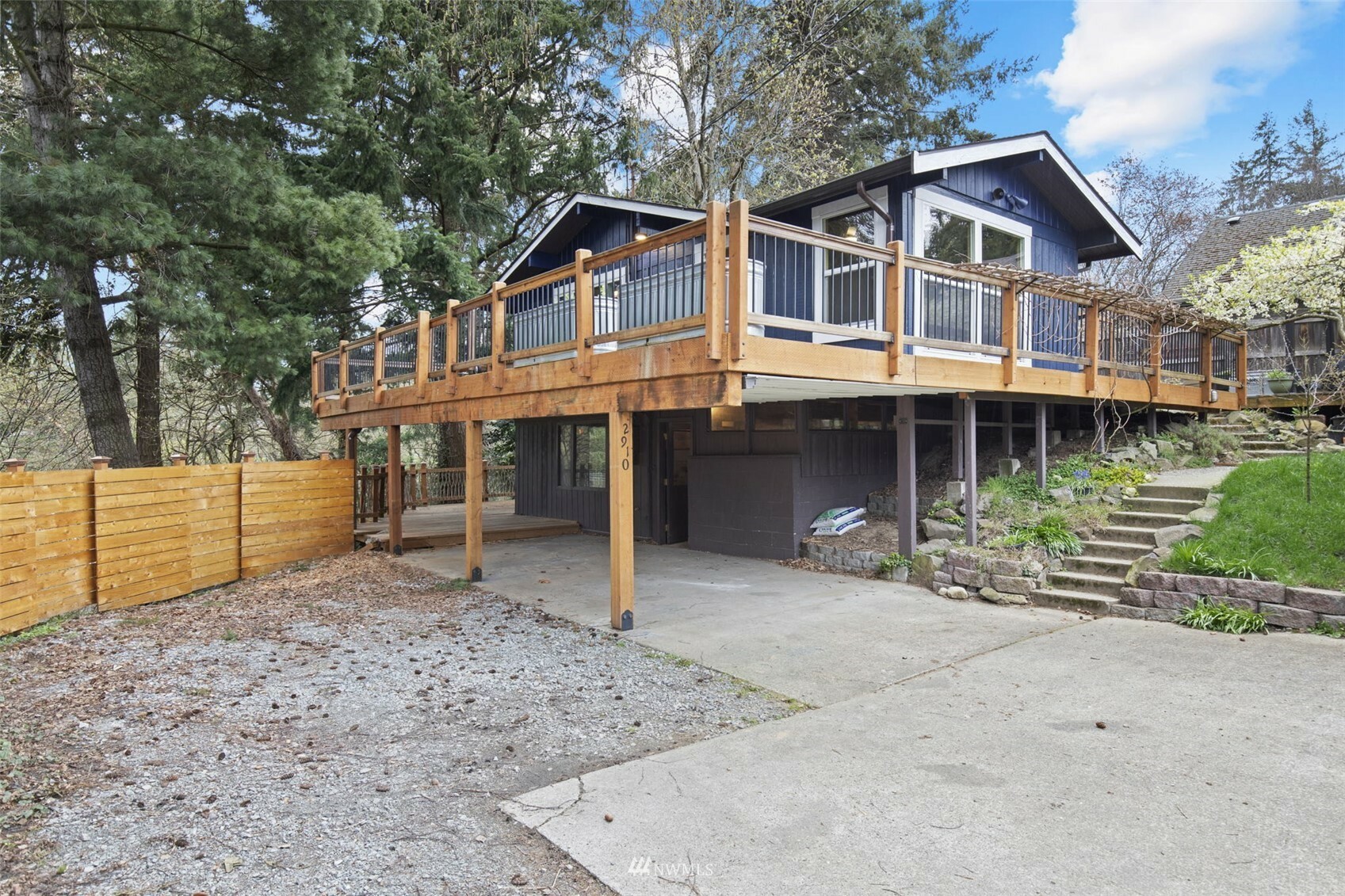 Property Photo: 2910 SW 119th Street WA 98146