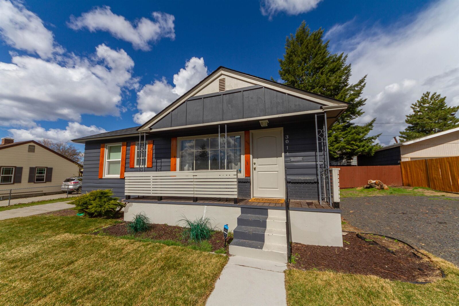 Property Photo:  3014 W Rowan Ave  WA 99205 