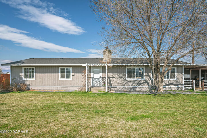240 T P Rd  Yakima WA 98901 photo