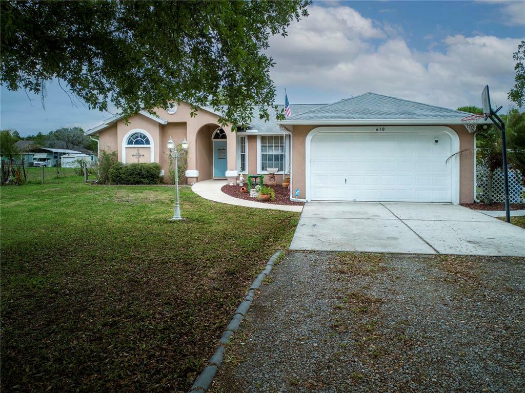 Property Photo:  610 Butch Cassidy Trail  FL 33598 