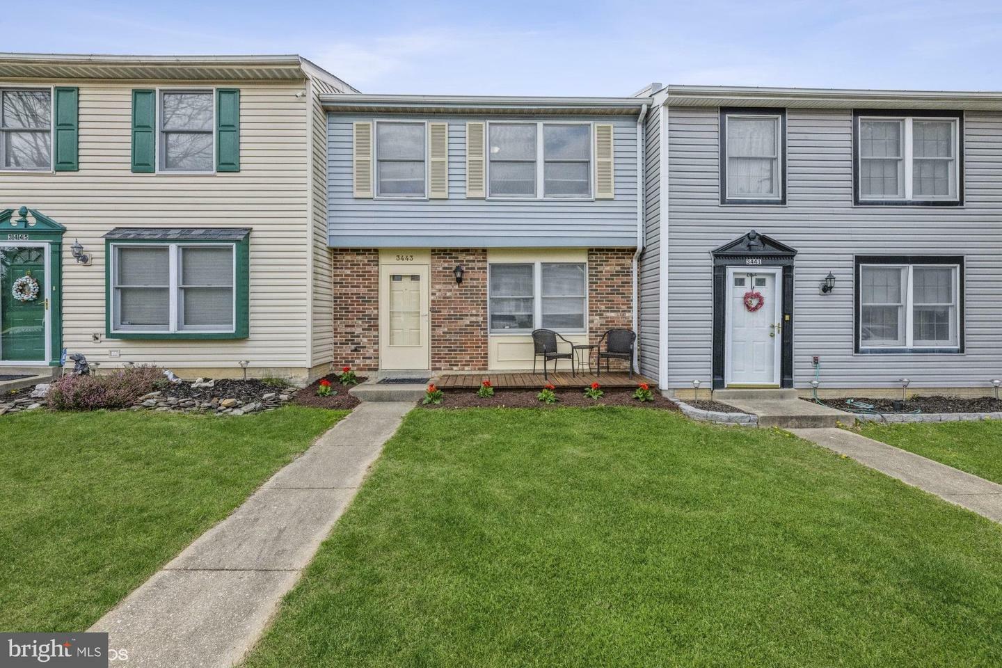 Property Photo: 3443 Jousters Way VA 22192