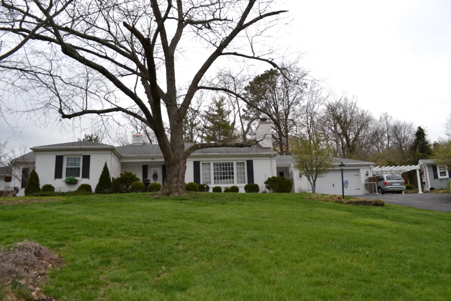 Property Photo: 95 Orchard Dr OH 45013