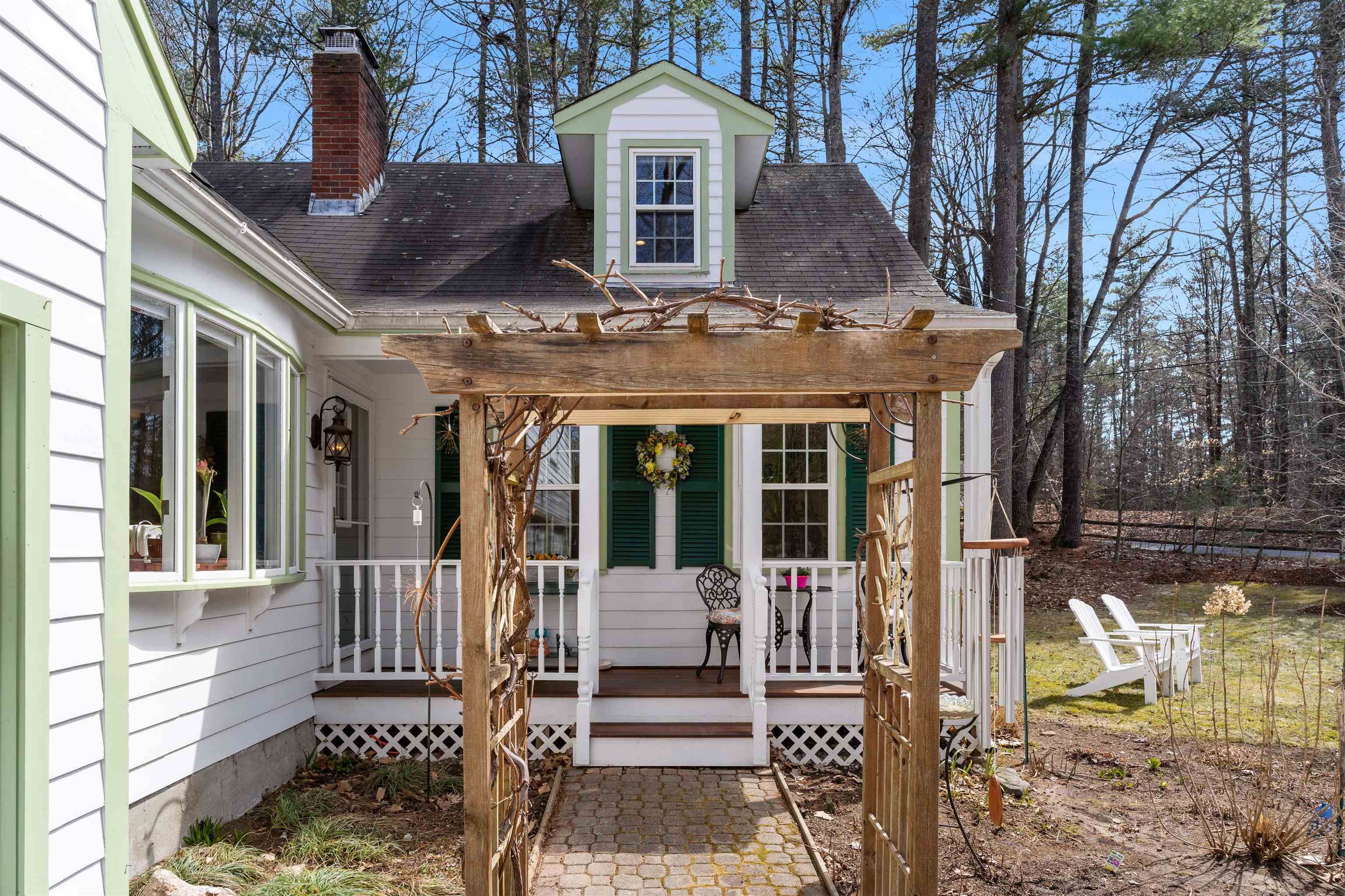 Property Photo:  12 Beaver Brook Circle  NH 03031 