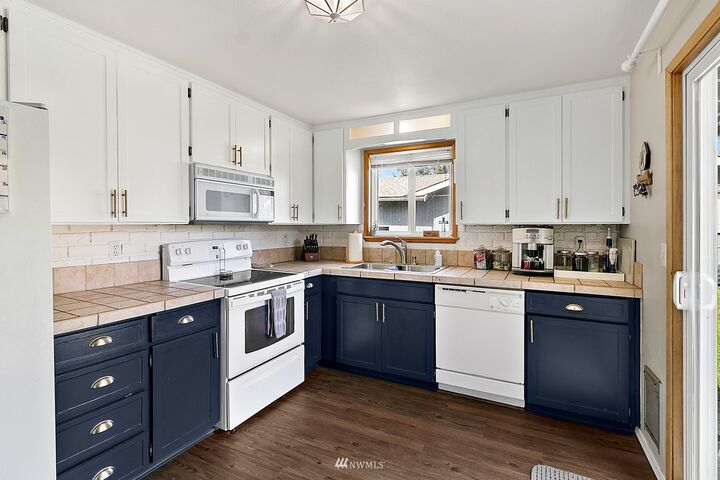 Property Photo: 8643 Fawcett Avenue WA 98444