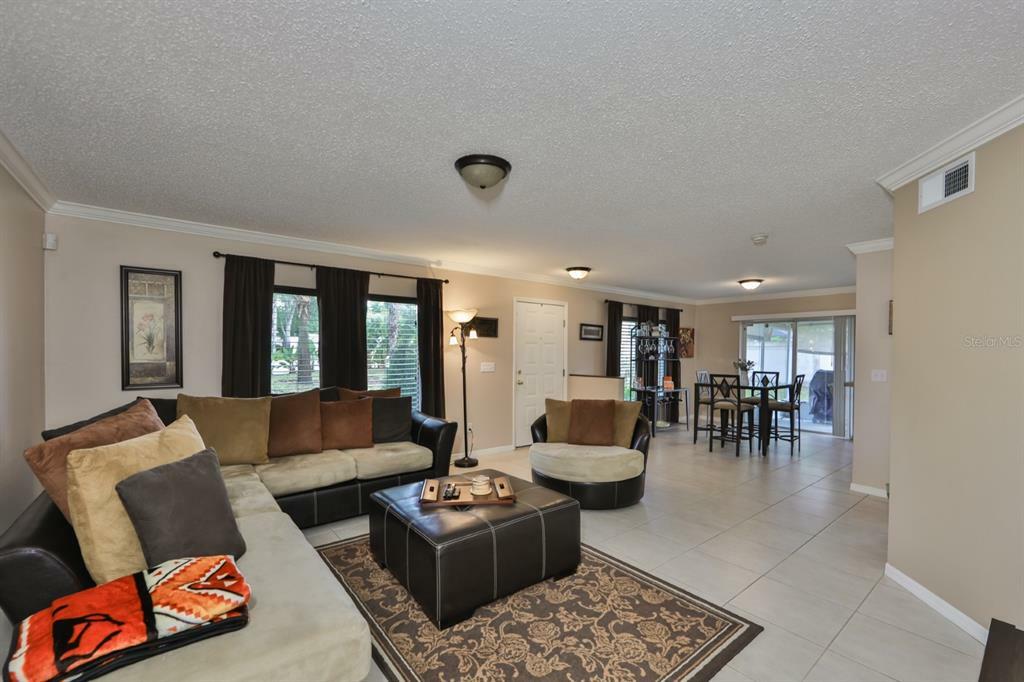 Property Photo:  10817 Keys Gate Drive  FL 33579 