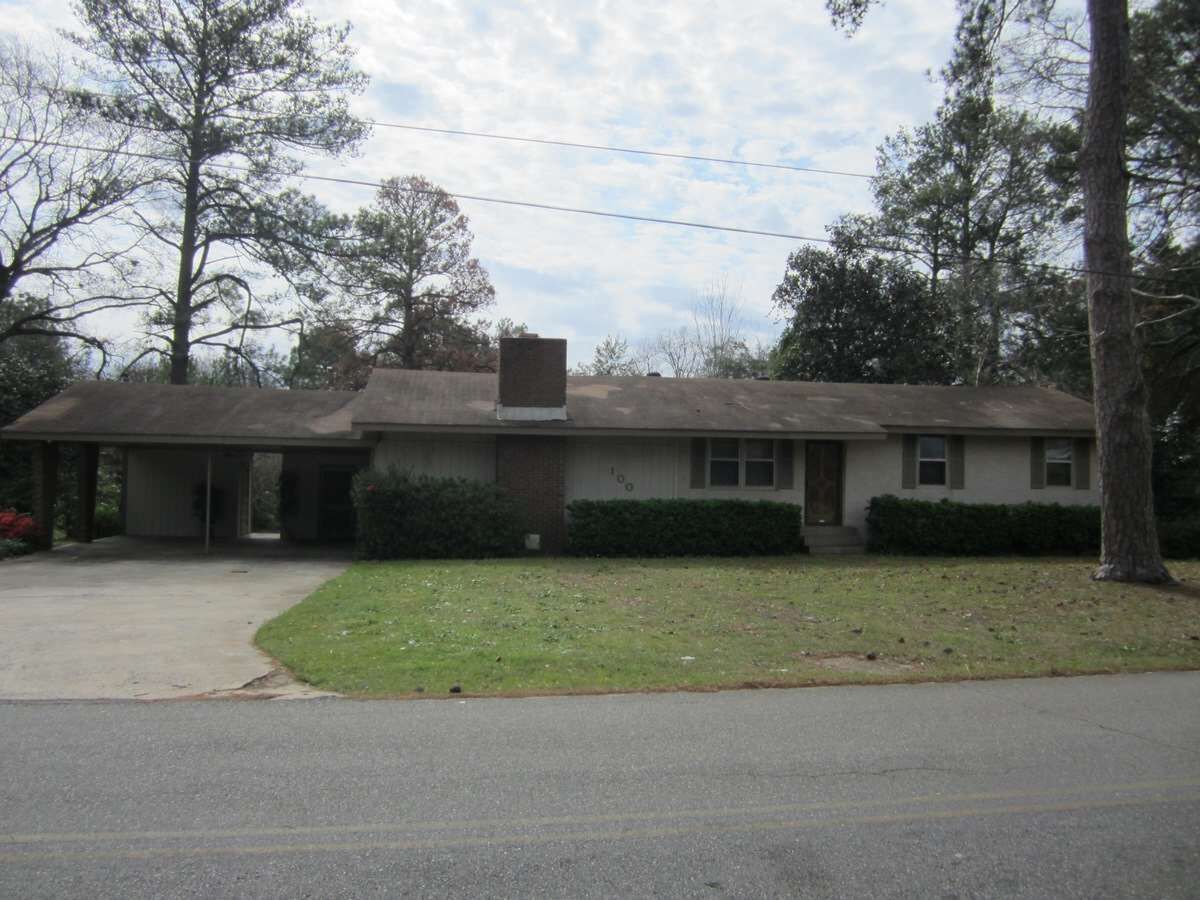 Property Photo:  100 Bassett Street  GA 31028 
