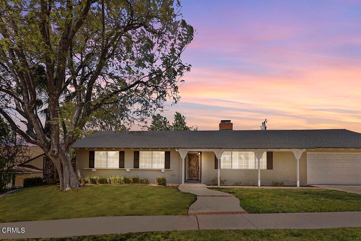 Property Photo:  3253 Travis Avenue  CA 93063 