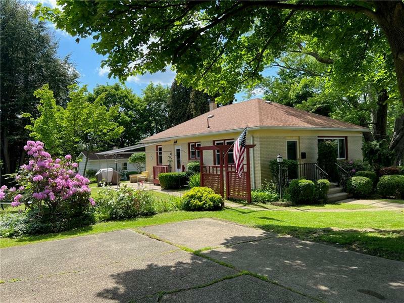 Property Photo:  618 Innis St.  PA 16301 