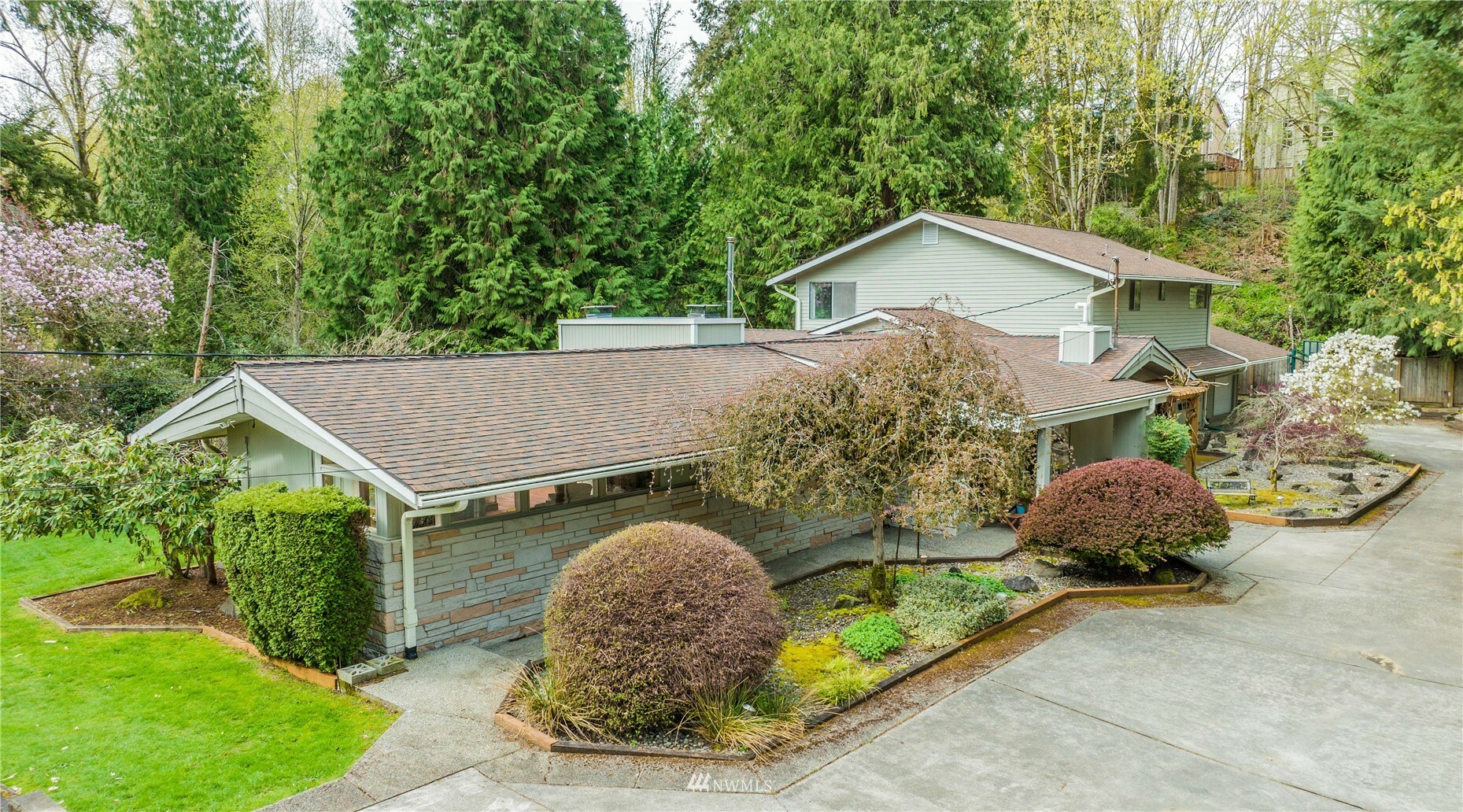 Property Photo:  14557 88th Avenue NE  WA 98028 