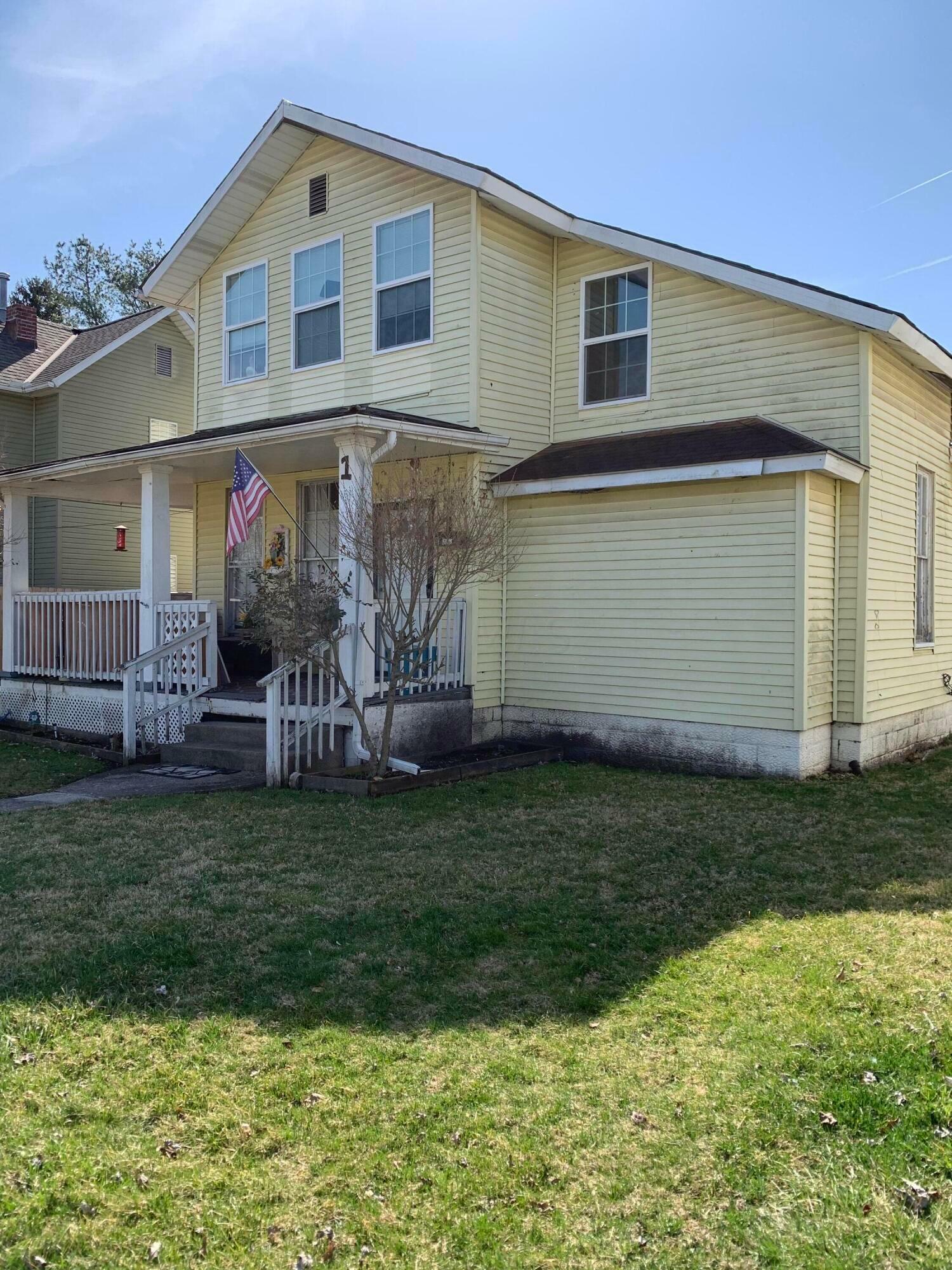 Property Photo: 127 Maholm Street OH 43055
