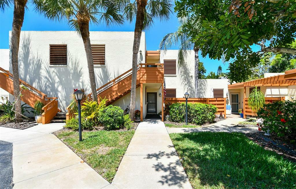Property Photo: 109 Wild Palm Drive FL 34210