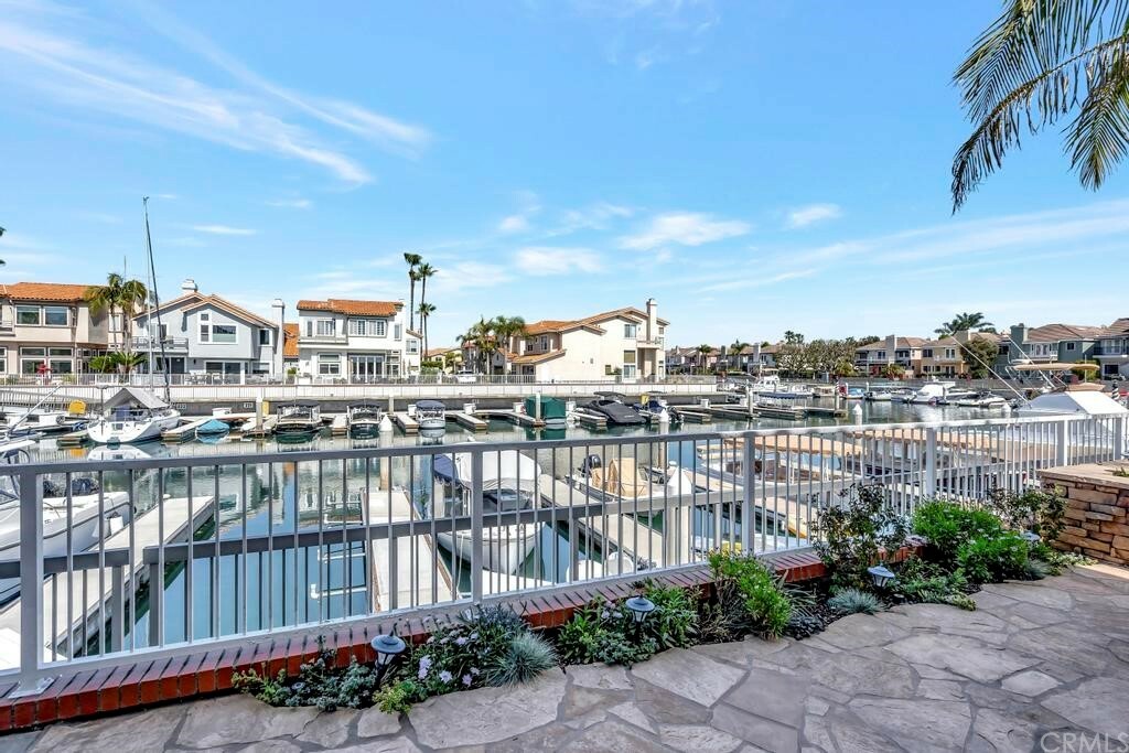 Property Photo: 347 Salta Verde CA 90803