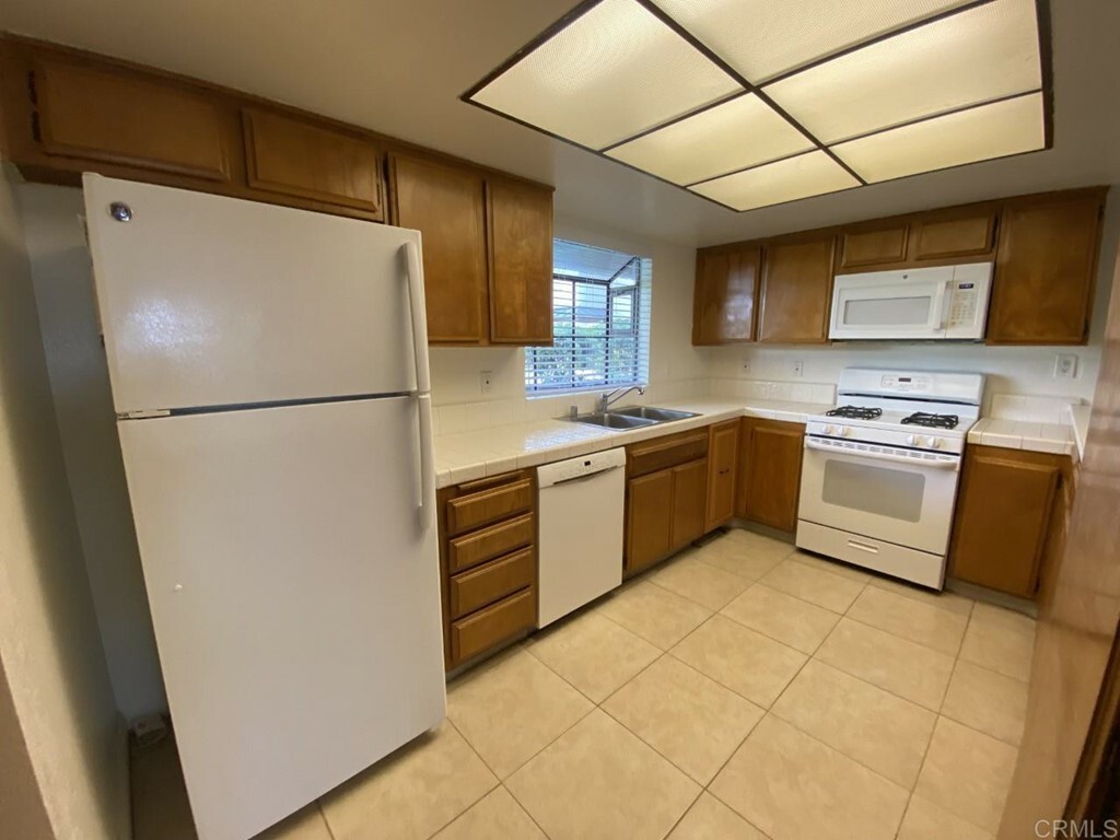Property Photo: 376 Center Street CA 91910