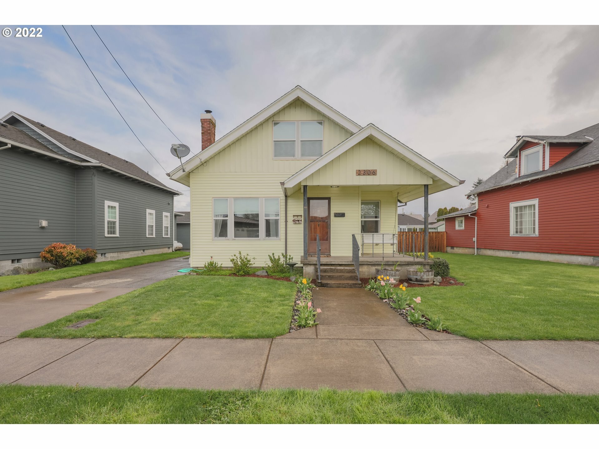 2306 6th St  Tillamook OR 97141 photo