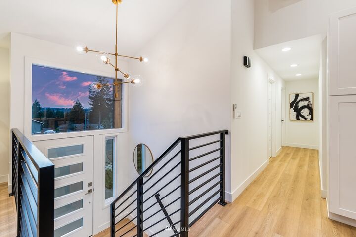 Property Photo: 9320 166th Place NE WA 98052