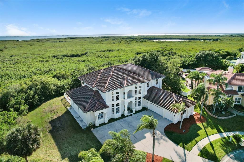 Property Photo: 10307 Manta Way FL 33615