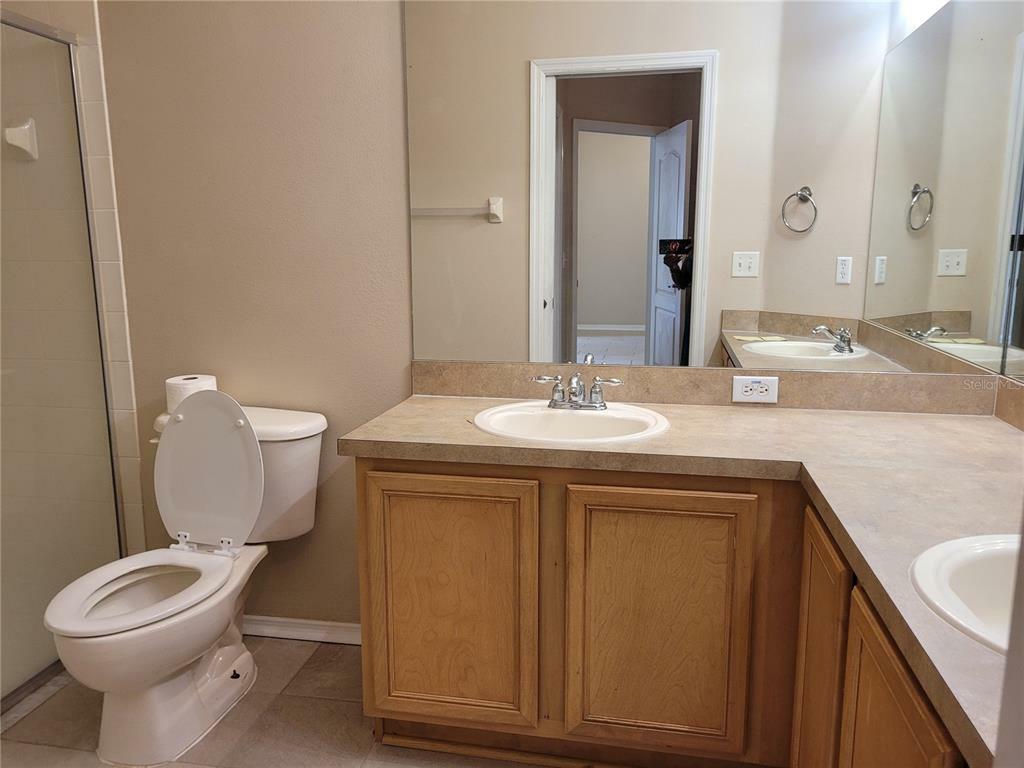 Property Photo:  20426 Harvest Oak Court  FL 33647 