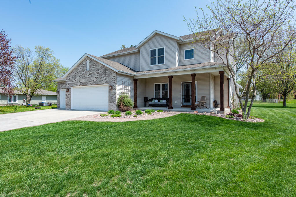Property Photo: 1259 Roundtable Dr WI 53406