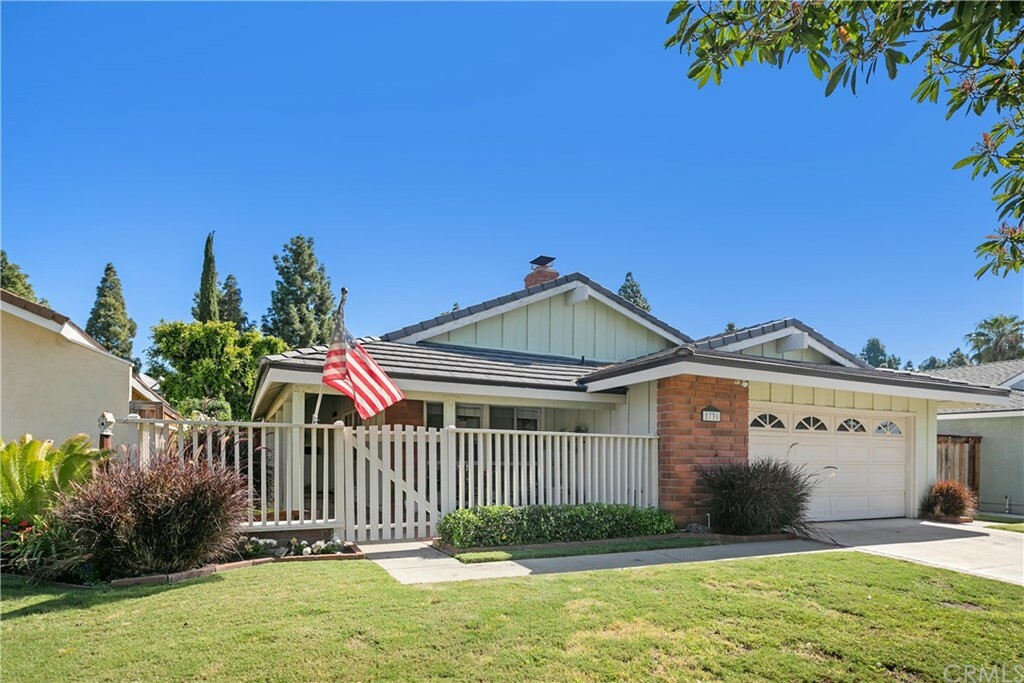 Property Photo:  1731 Green Meadow Avenue  CA 92780 