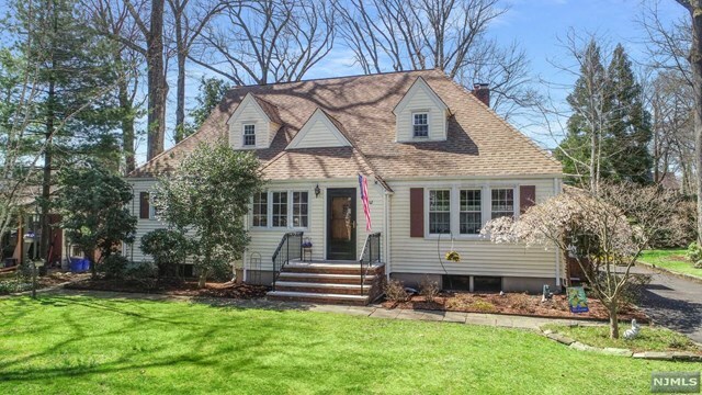 Property Photo:  32 Gladding Road  NJ 07006 