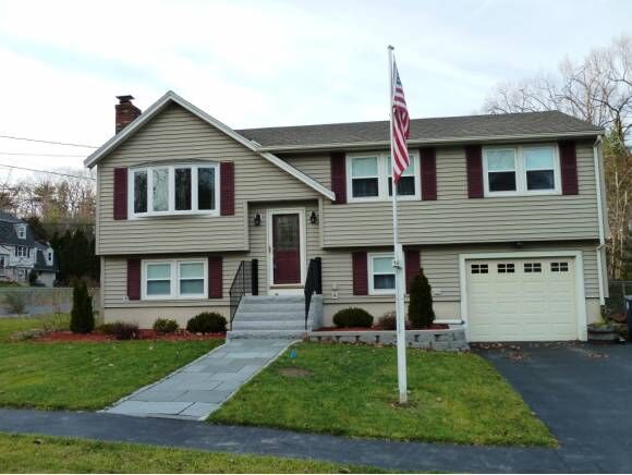 Property Photo:  36 Holbrook Dr.  NH 03062 