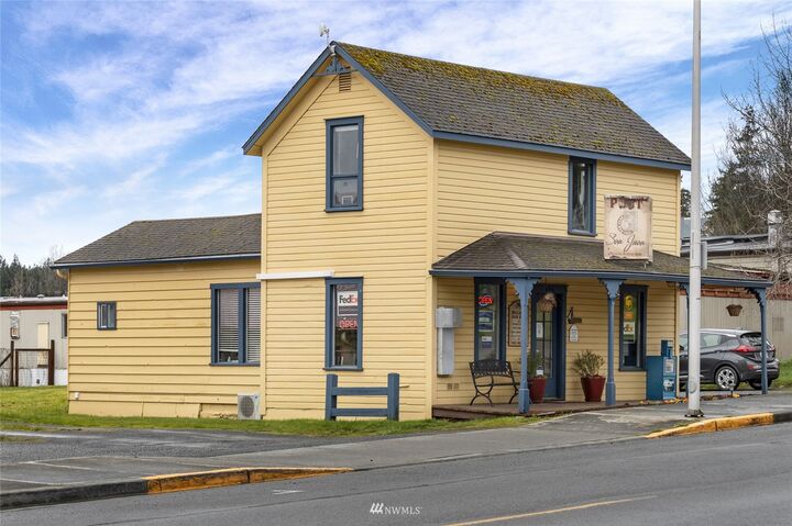 685 Spring Street  Friday Harbor WA 98250 photo