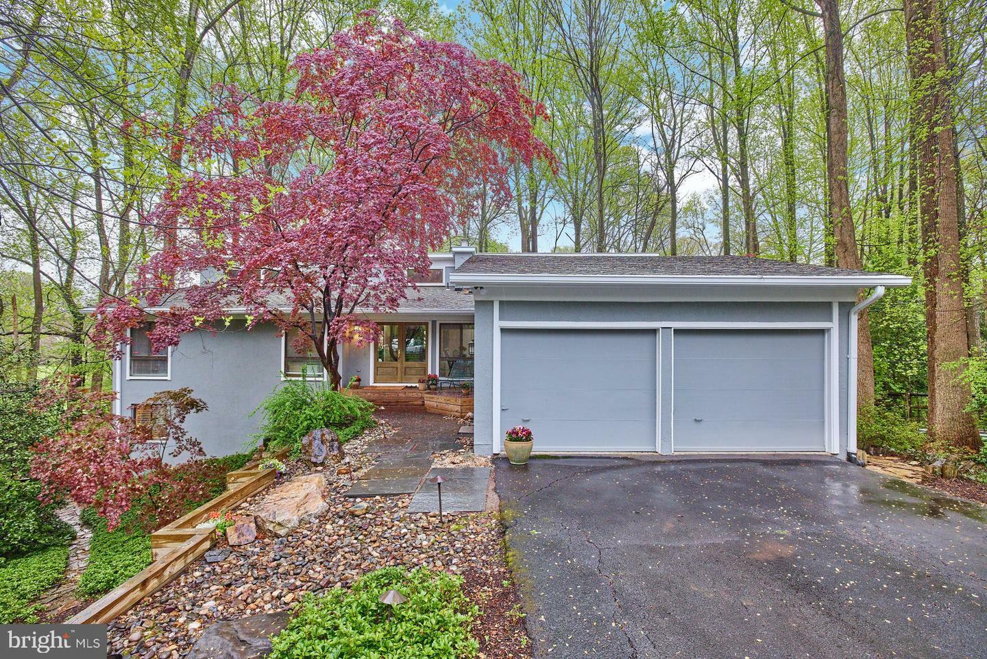 2023 Peppermint Court  Reston VA 20191 photo