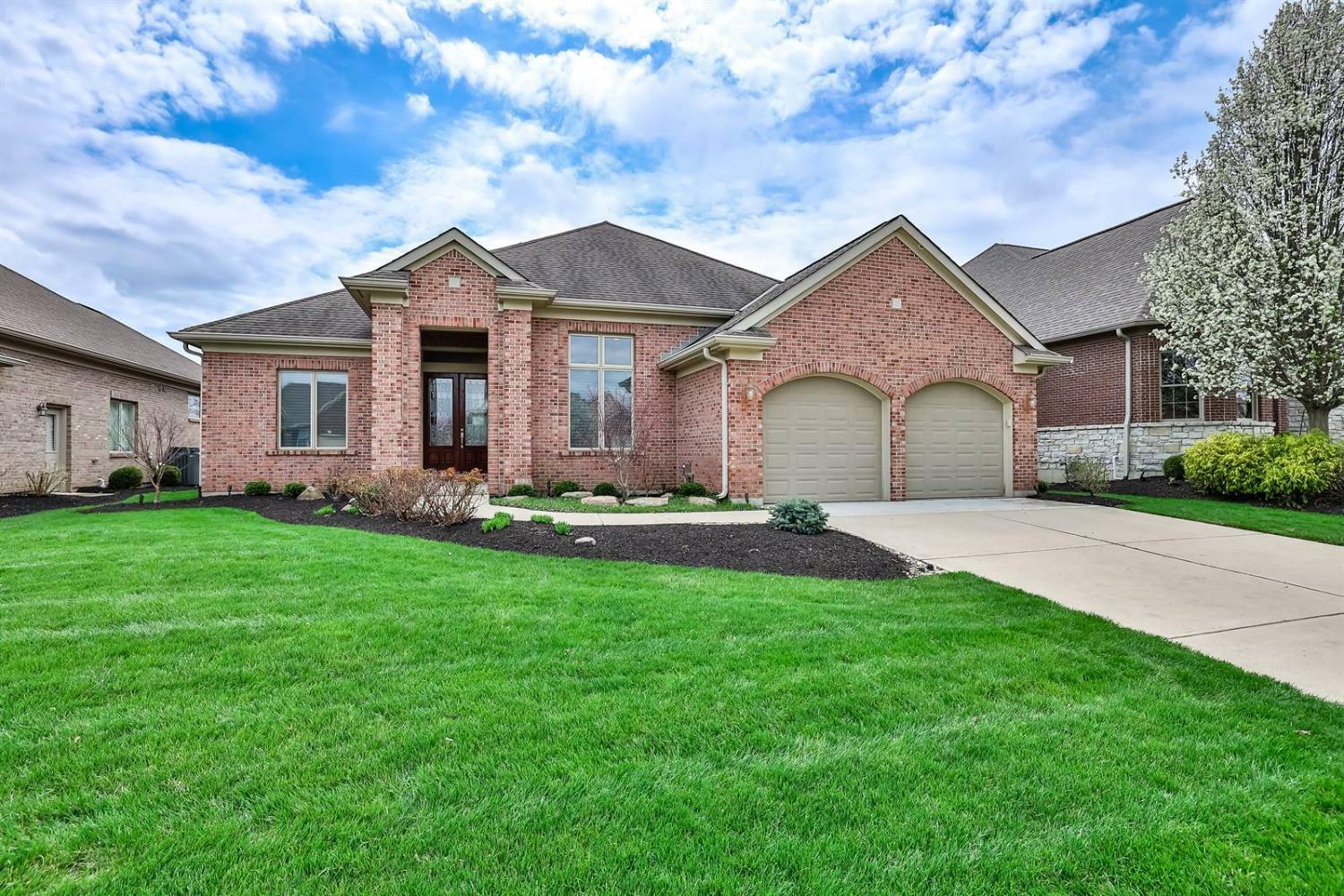 Property Photo:  8269 Sweet Briar Court  OH 45044 