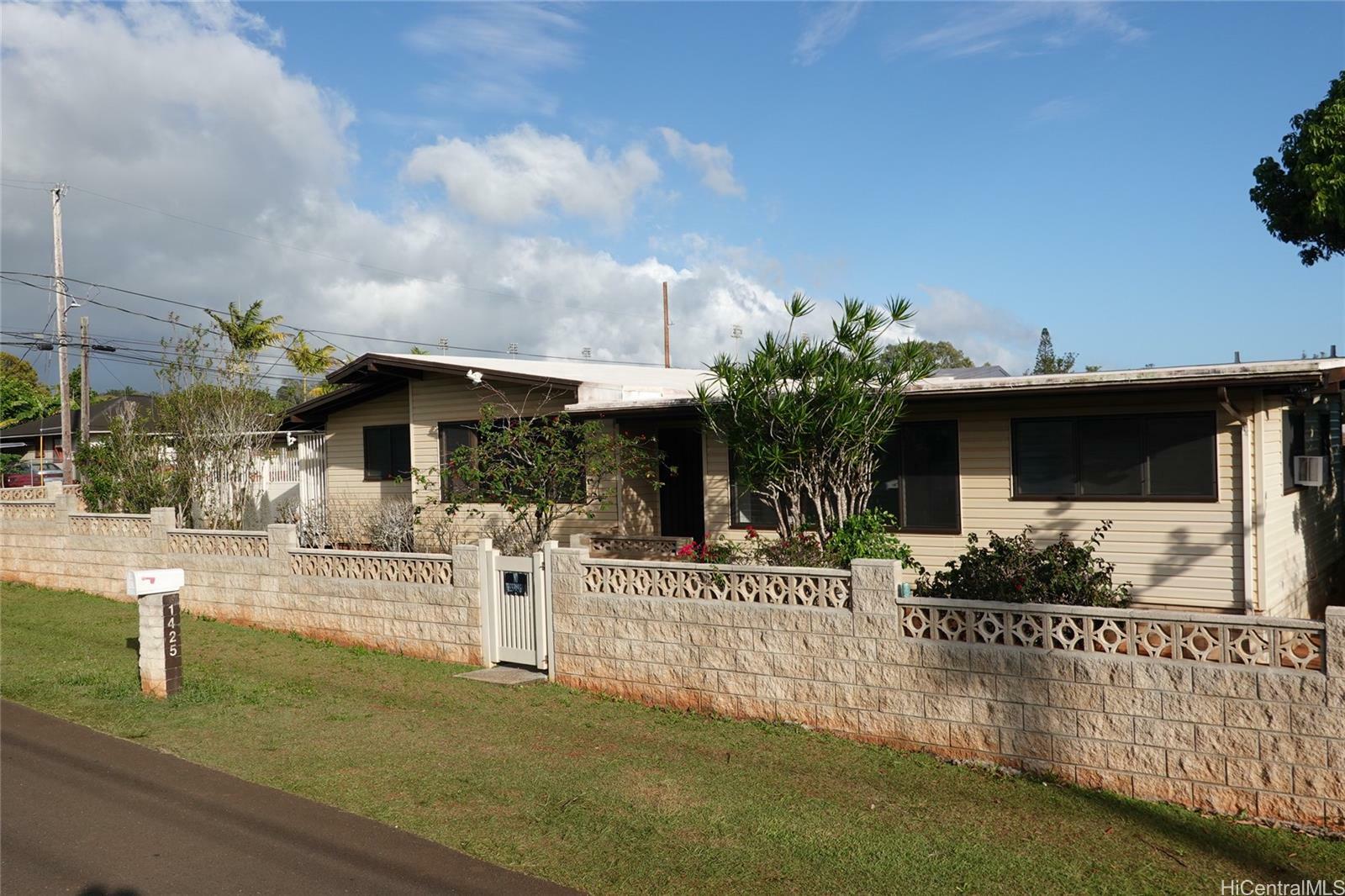 1425 Manua Street  Wahiawa HI 96786 photo