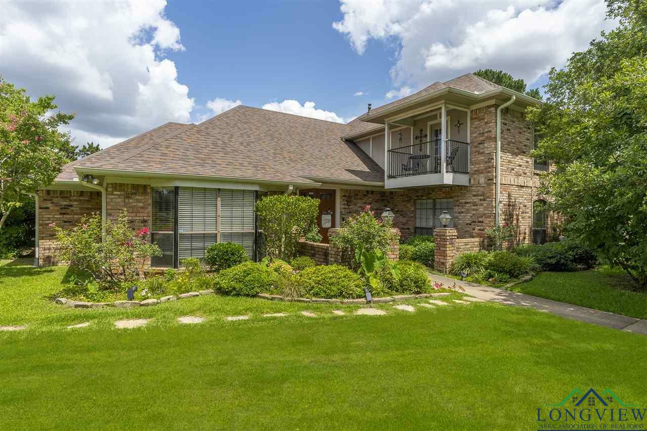 Property Photo:  1314 Enchanted Ln  TX 75604 