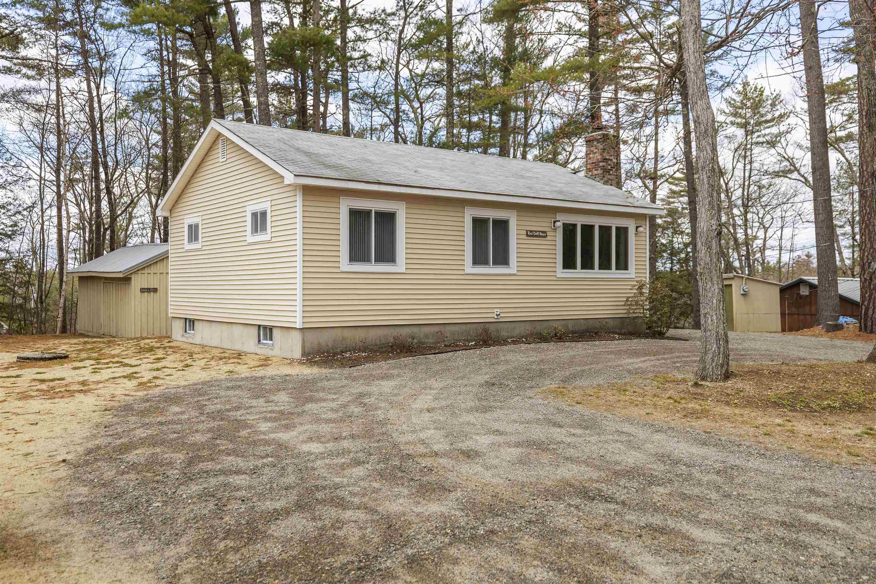 Property Photo:  17 Easy Street  NH 03254 