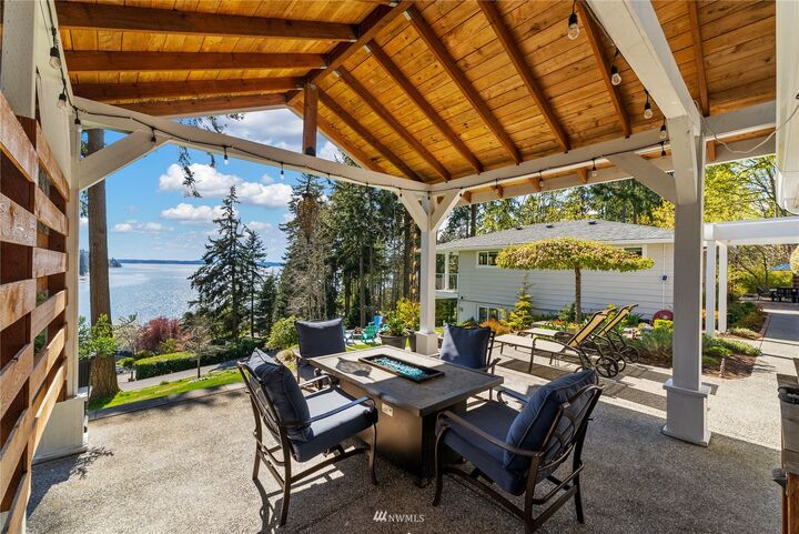 Property Photo:  16 Madrona Drive NW  WA 98335 