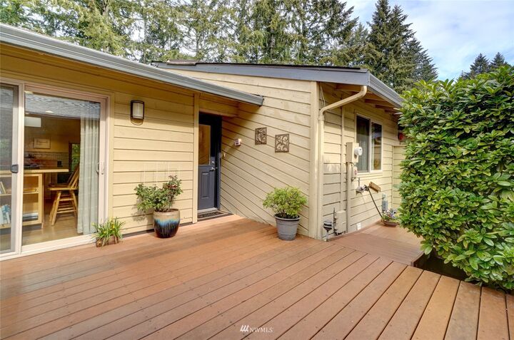 Property Photo:  1314 Evergreen Park Drive SW R  WA 98502 