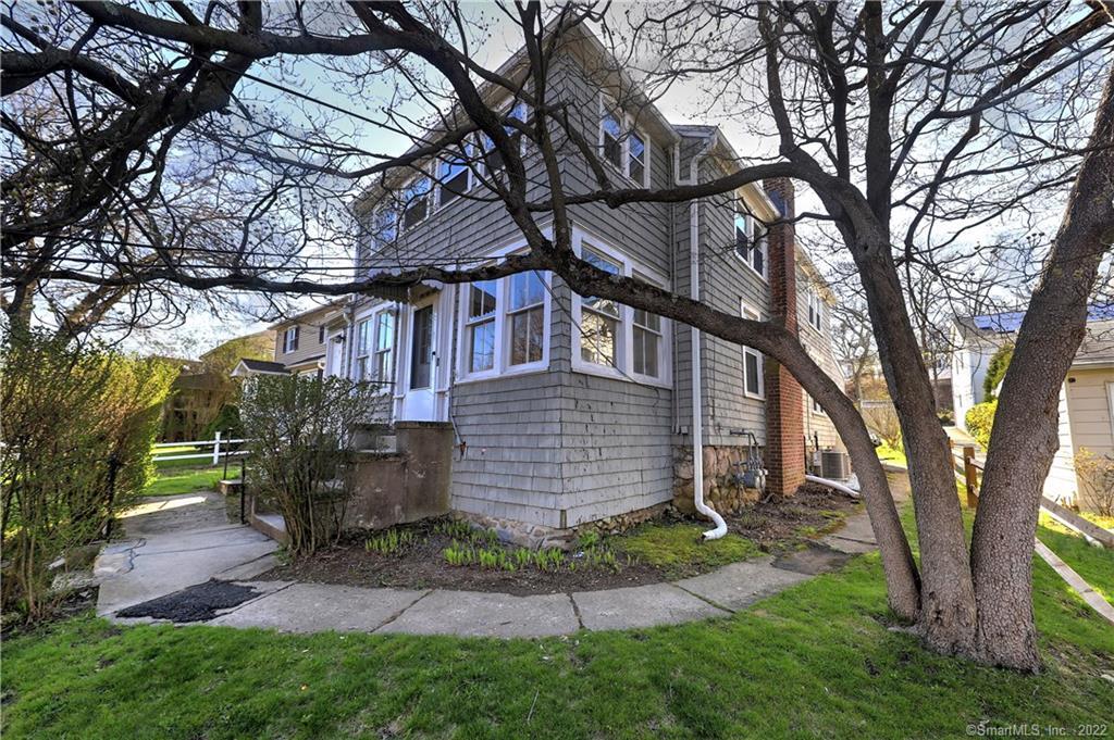 Property Photo: 752 Hope Street CT 06907