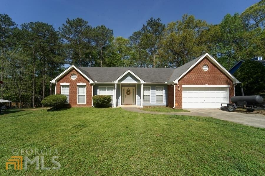 Property Photo:  8459 Park Ridge Lane  GA 30274 