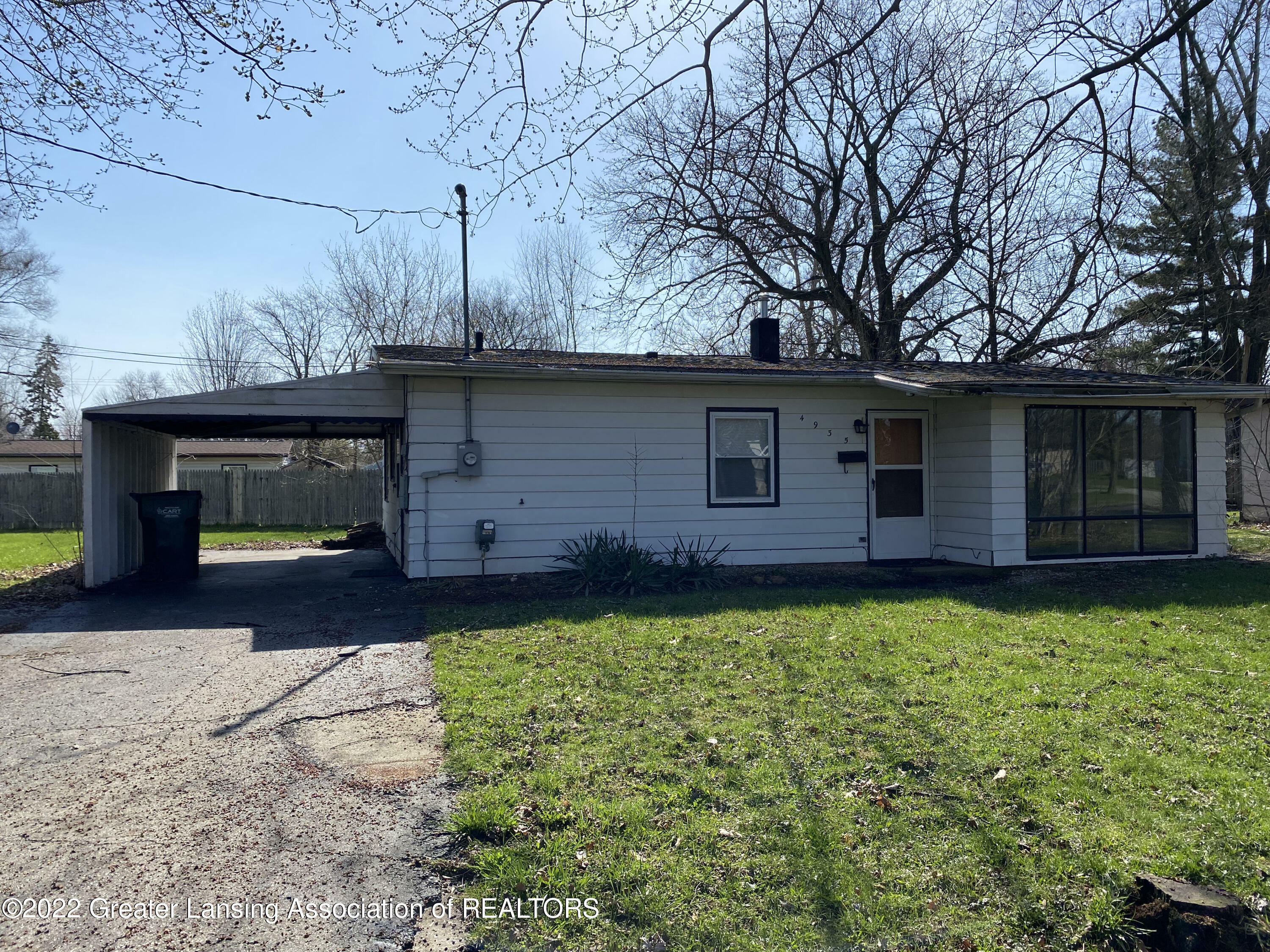 Property Photo:  4935 Delray Drive  MI 48910 