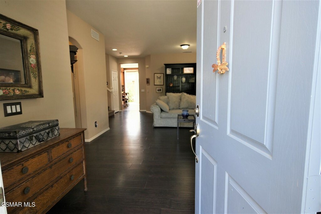 Property Photo:  2100 Posada Drive  CA 93030 