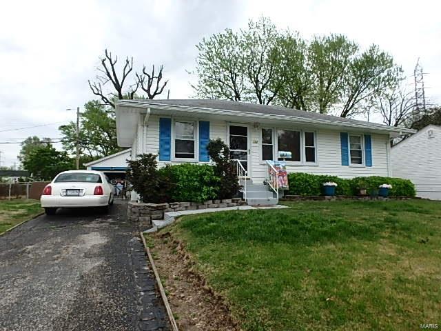 Property Photo: 132 Elmdale Court MO 63031